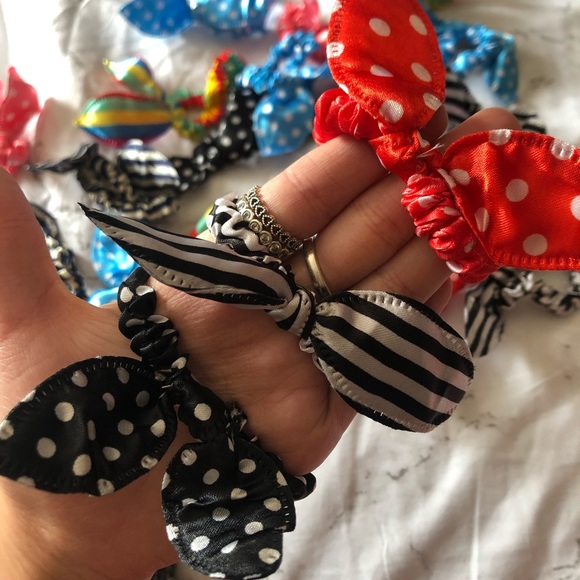 HAIR SCRUNCHIES - Picture 4 of 7